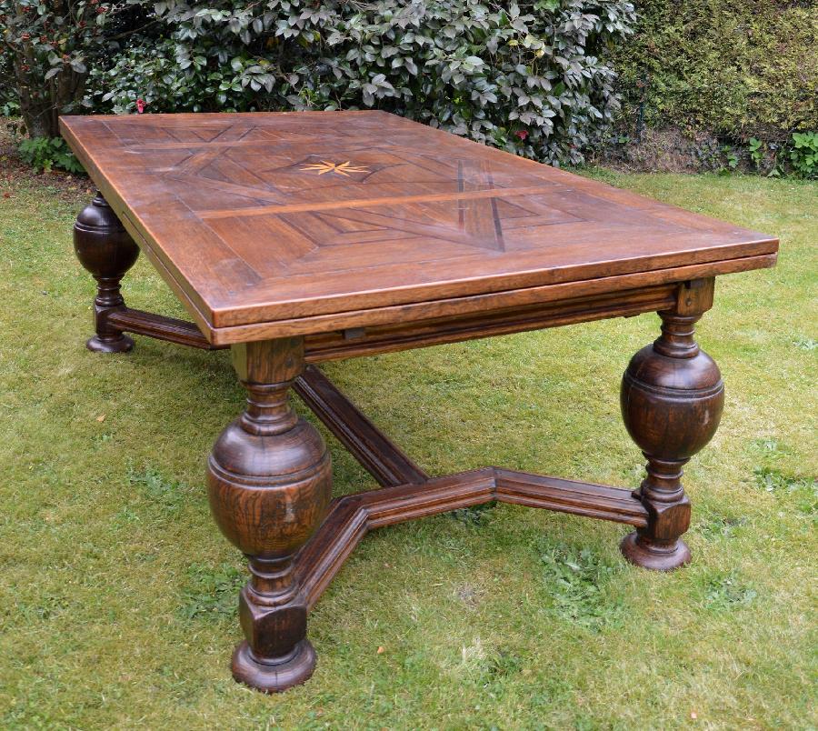 great table renaissance style FAE448
