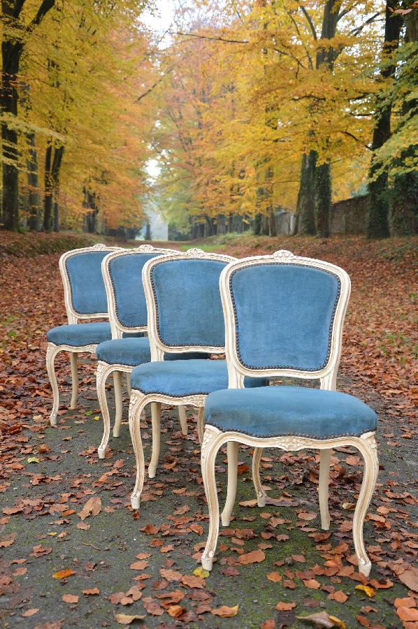 quatre chaises peintes FAE62